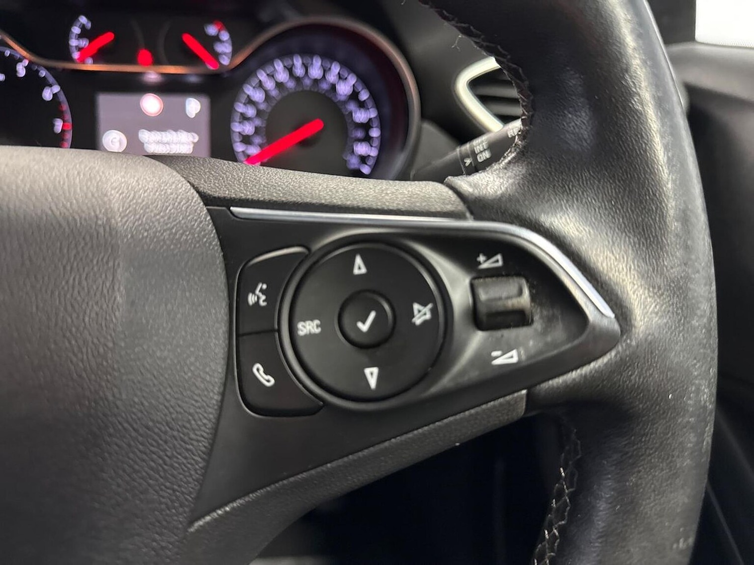 Used Vauxhall Crossland 2022 for sale - 76273518: Photo 25