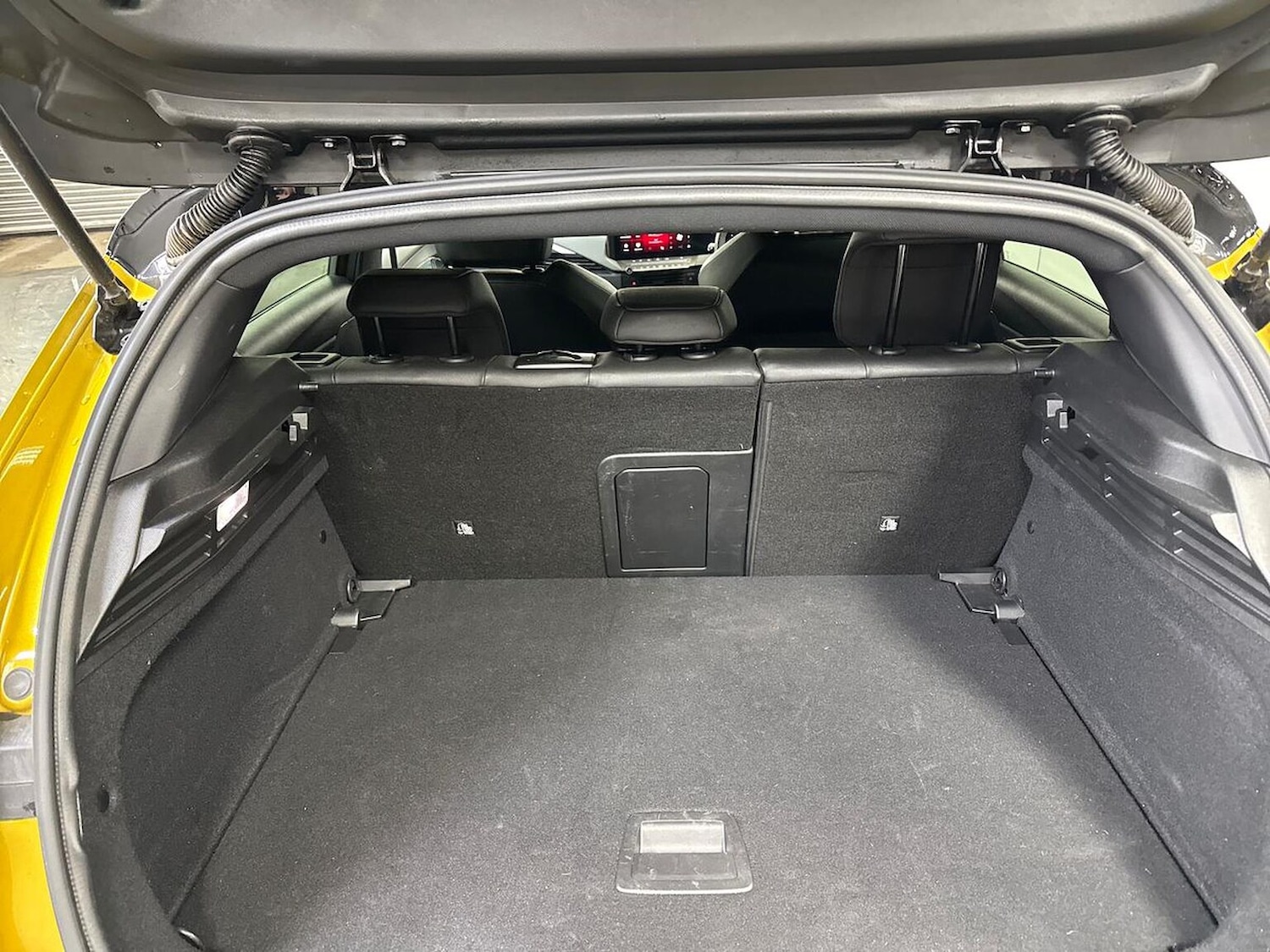 Used Vauxhall Astra 2025 for sale - 77946086: Photo 17