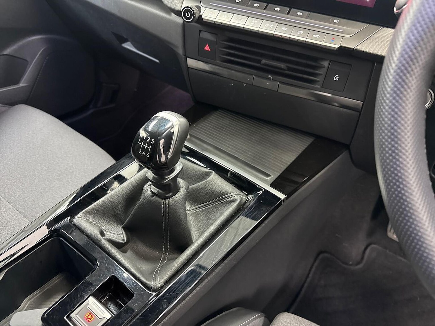 Used Vauxhall Astra 2025 for sale - 77946085: Photo 13