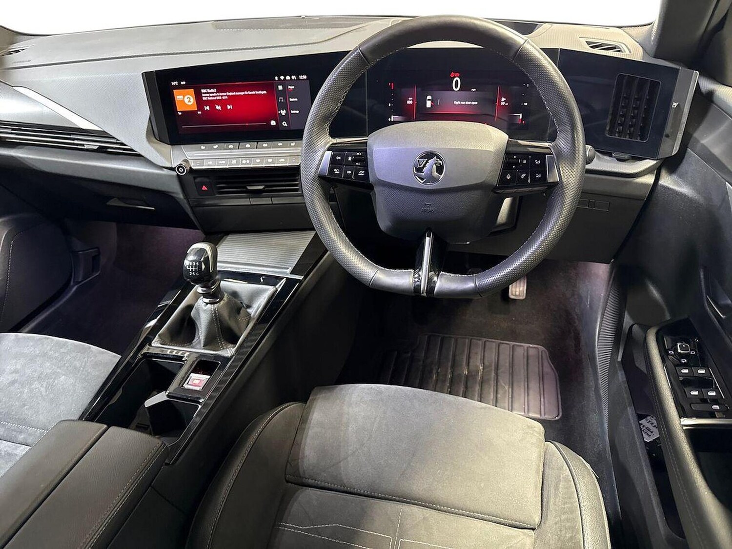 Used Vauxhall Astra 2024 for sale - 76799383: Photo 15