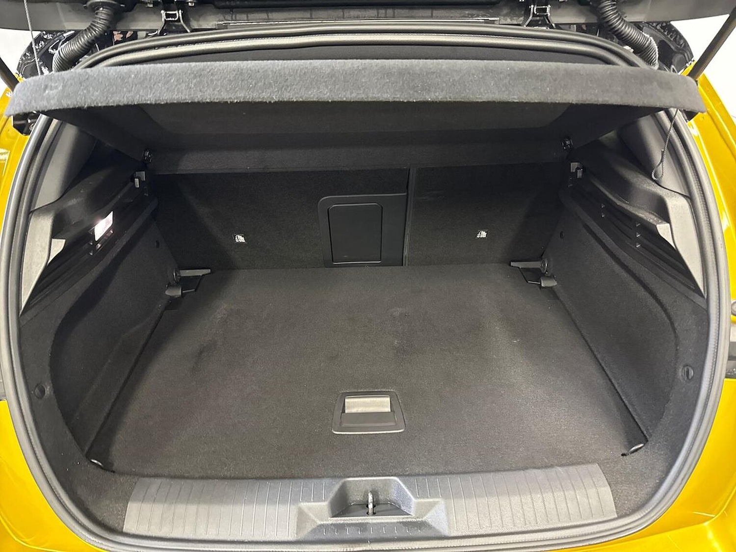 Used Vauxhall Astra 2024 for sale - 76799383: Photo 17