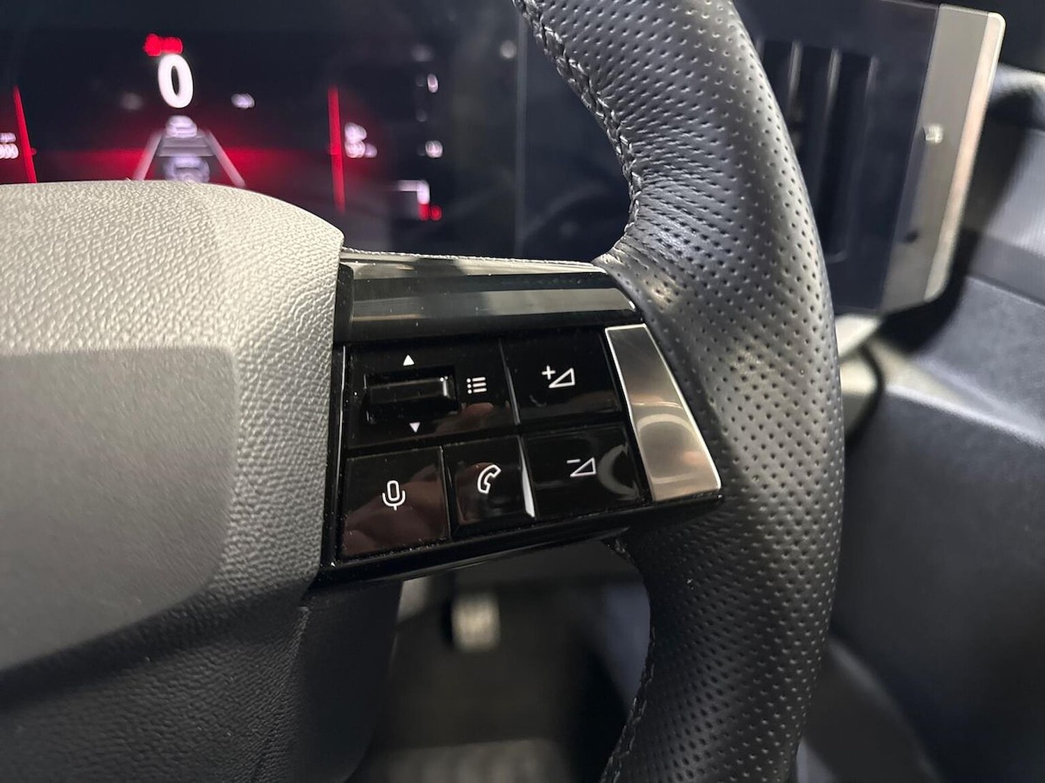 Used Vauxhall Astra 2024 for sale - 76799383: Photo 25