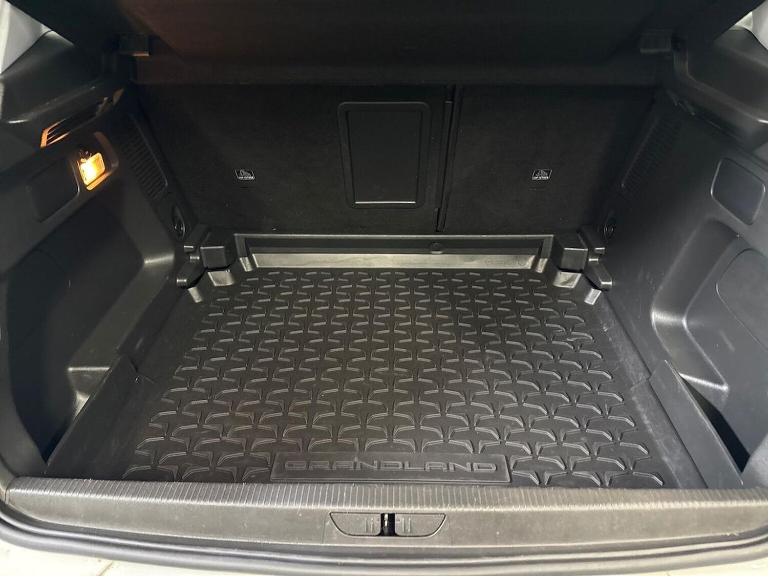 Used Vauxhall Grandland 2022 for sale - 76402383: Photo 17