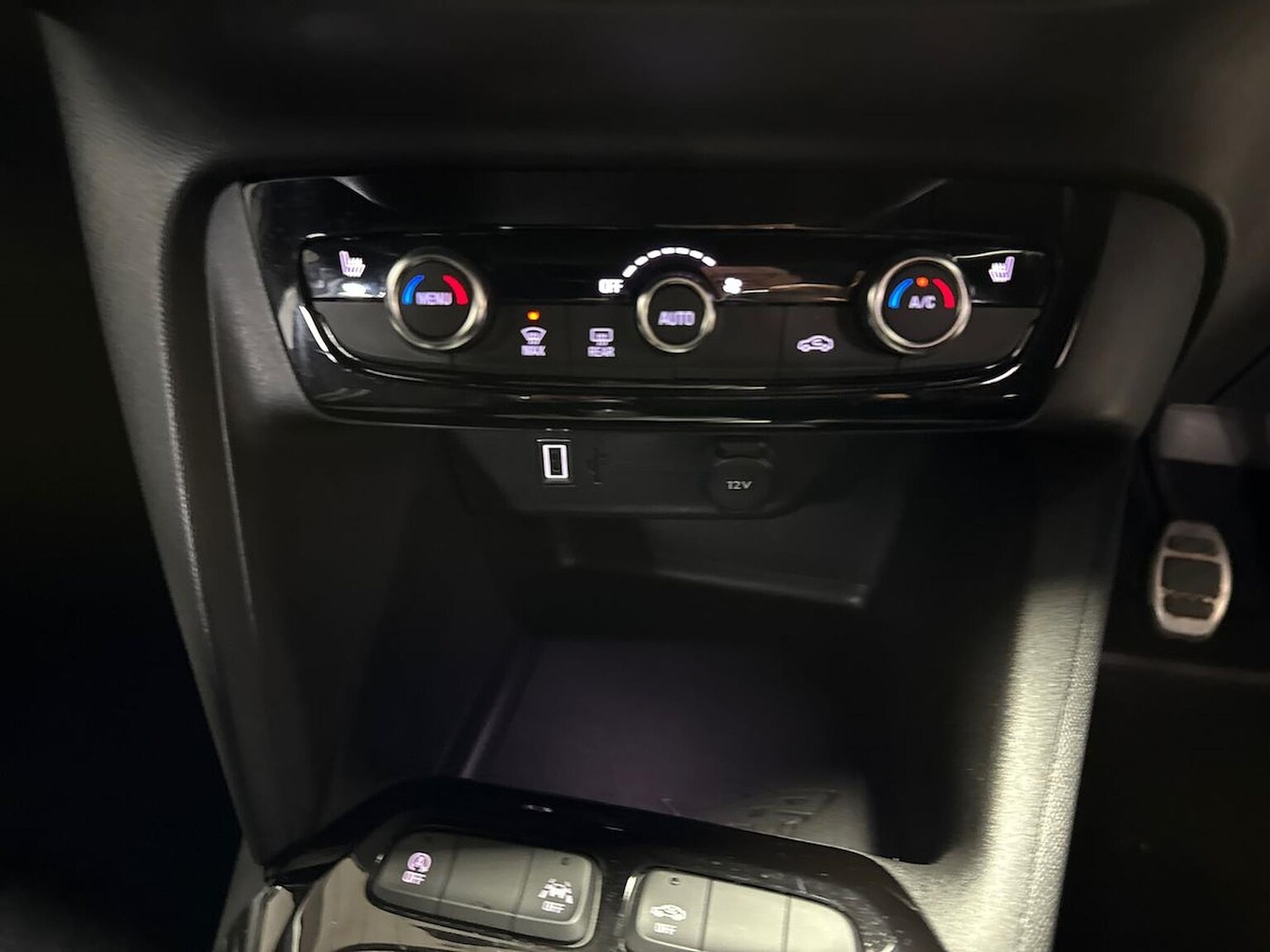 Used Vauxhall Corsa 2024 for sale - 76330015: Photo 12