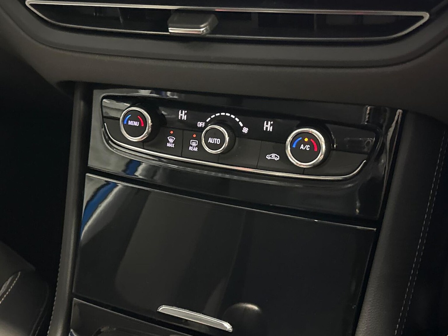 Used Vauxhall Grandland 2022 for sale - 76799385: Photo 12