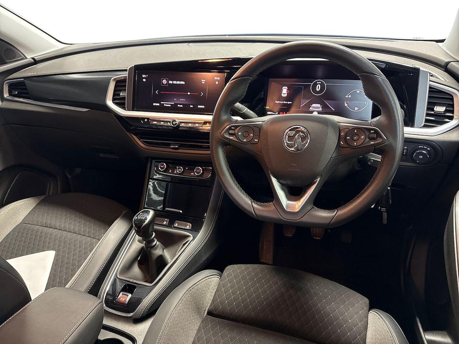 Used Vauxhall Grandland 2022 for sale - 76799385: Photo 15