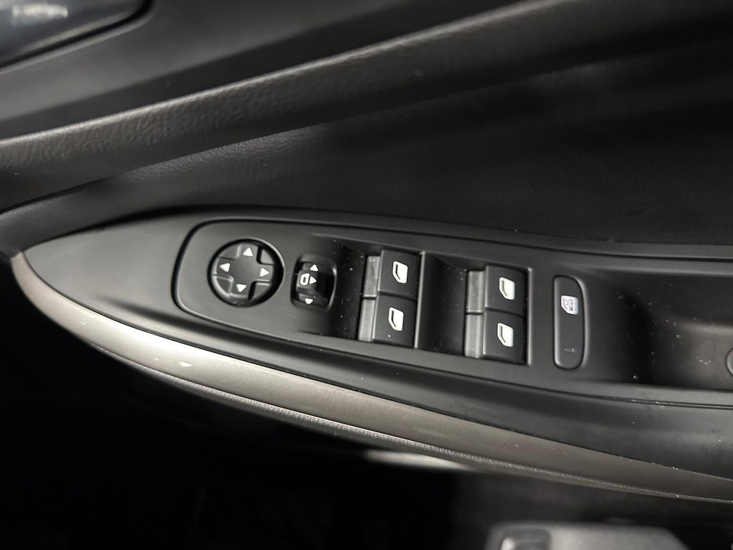 Used Vauxhall Grandland 2022 for sale - 76799385: Photo 21