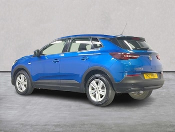 Used Vauxhall Grandland X 2019 for sale - 76211963: Photo 2