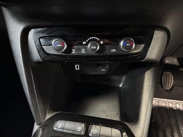Used Vauxhall Corsa 2024 for sale - 76070144: Photo 12