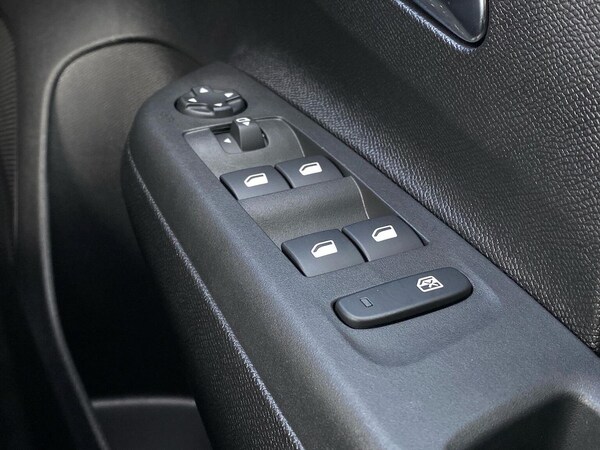 Used Vauxhall Corsa 2024 for sale - 76070148: Photo 20
