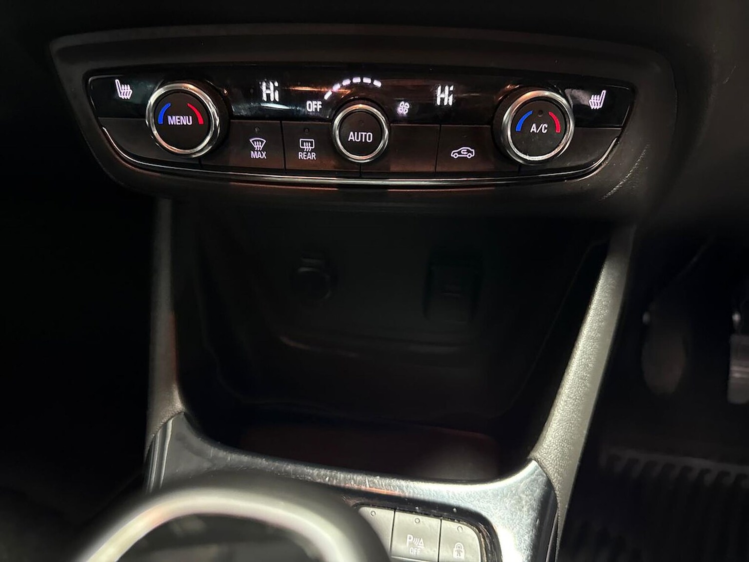 Used Vauxhall Crossland 2021 for sale - 76946983: Photo 12