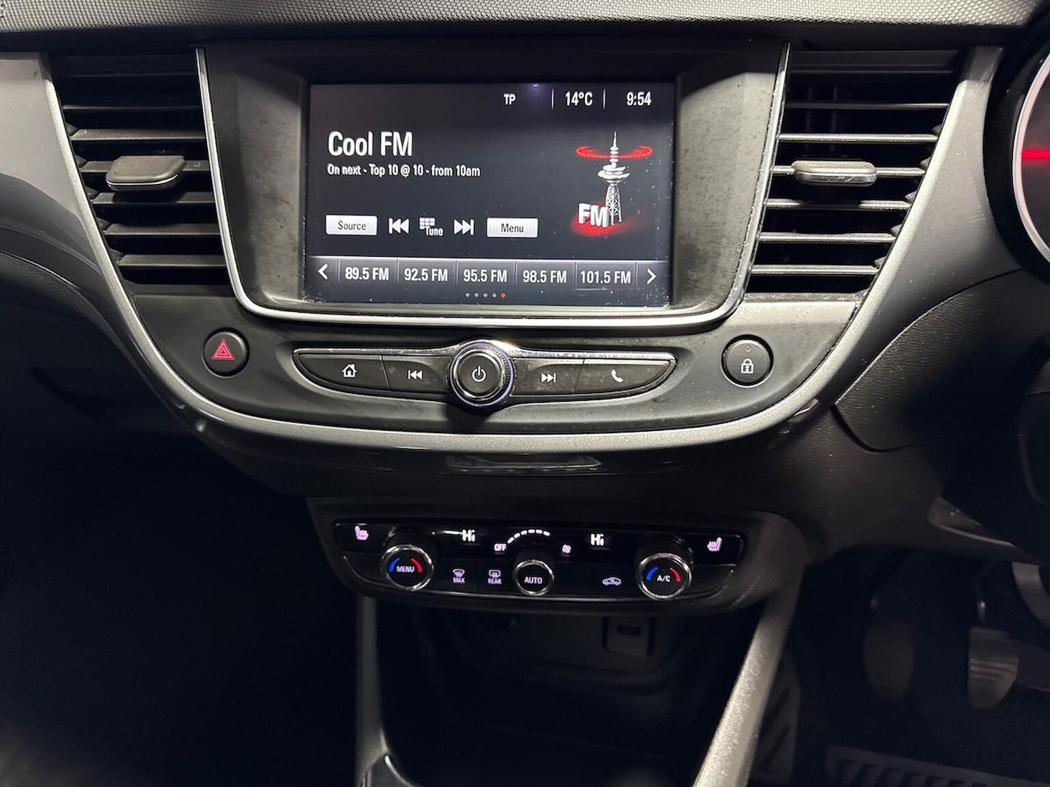 Used Vauxhall Crossland 2021 for sale - 76946983: Photo 23