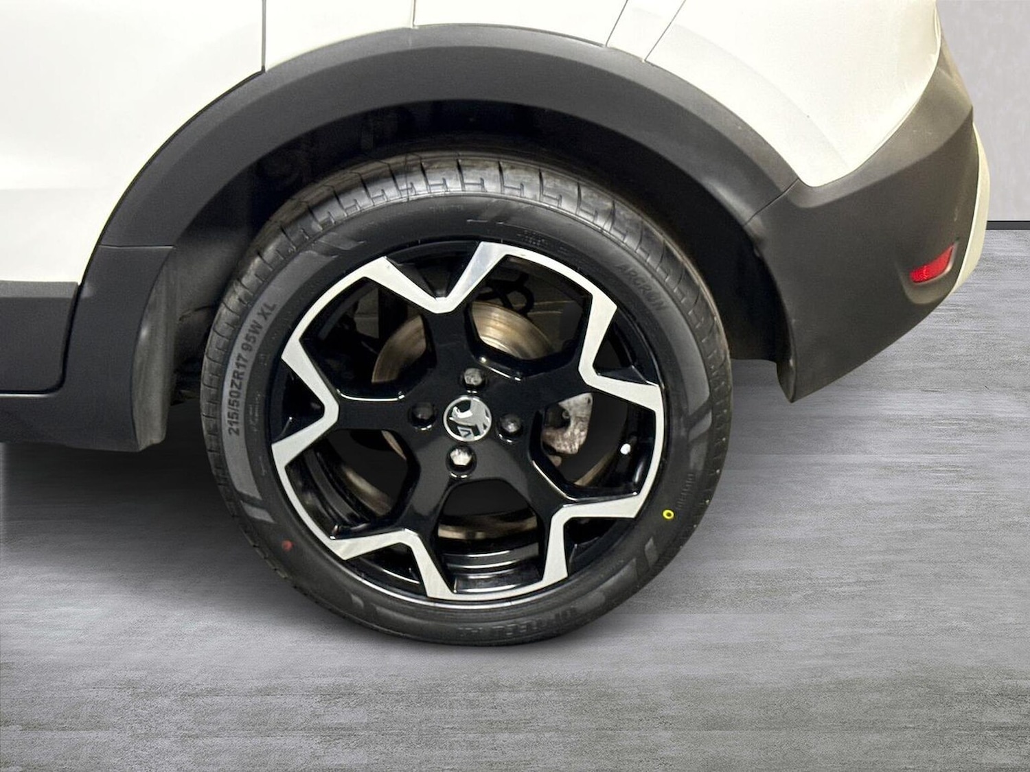 Used Vauxhall Crossland 2021 for sale - 76946983: Photo 6