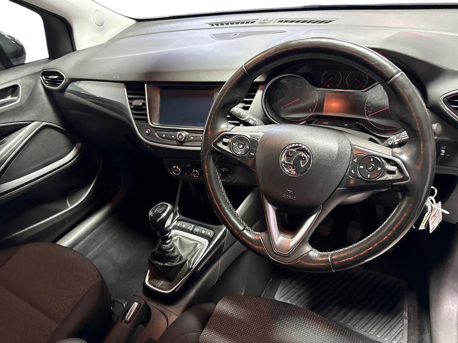 Used Vauxhall Crossland 2021 for sale - 76946983: Photo 8