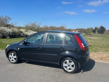 Used Ford Fiesta 2008 for sale - 76542911: Photo