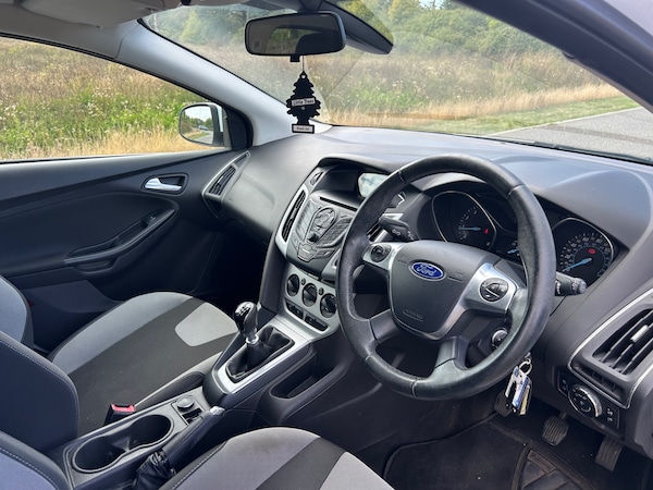 Used Ford Focus 2011 for sale - 76317423: Photo 9