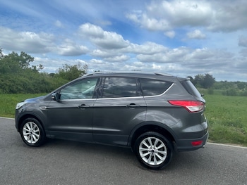 2015 - 2.0 TDCi 150 Titanium 5dr 2WD