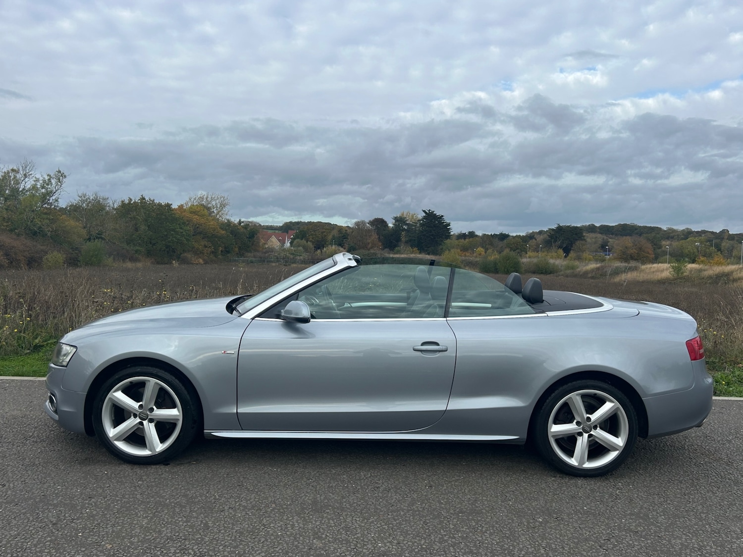 Used Audi A5 2011 for sale - 76400904: Photo 4