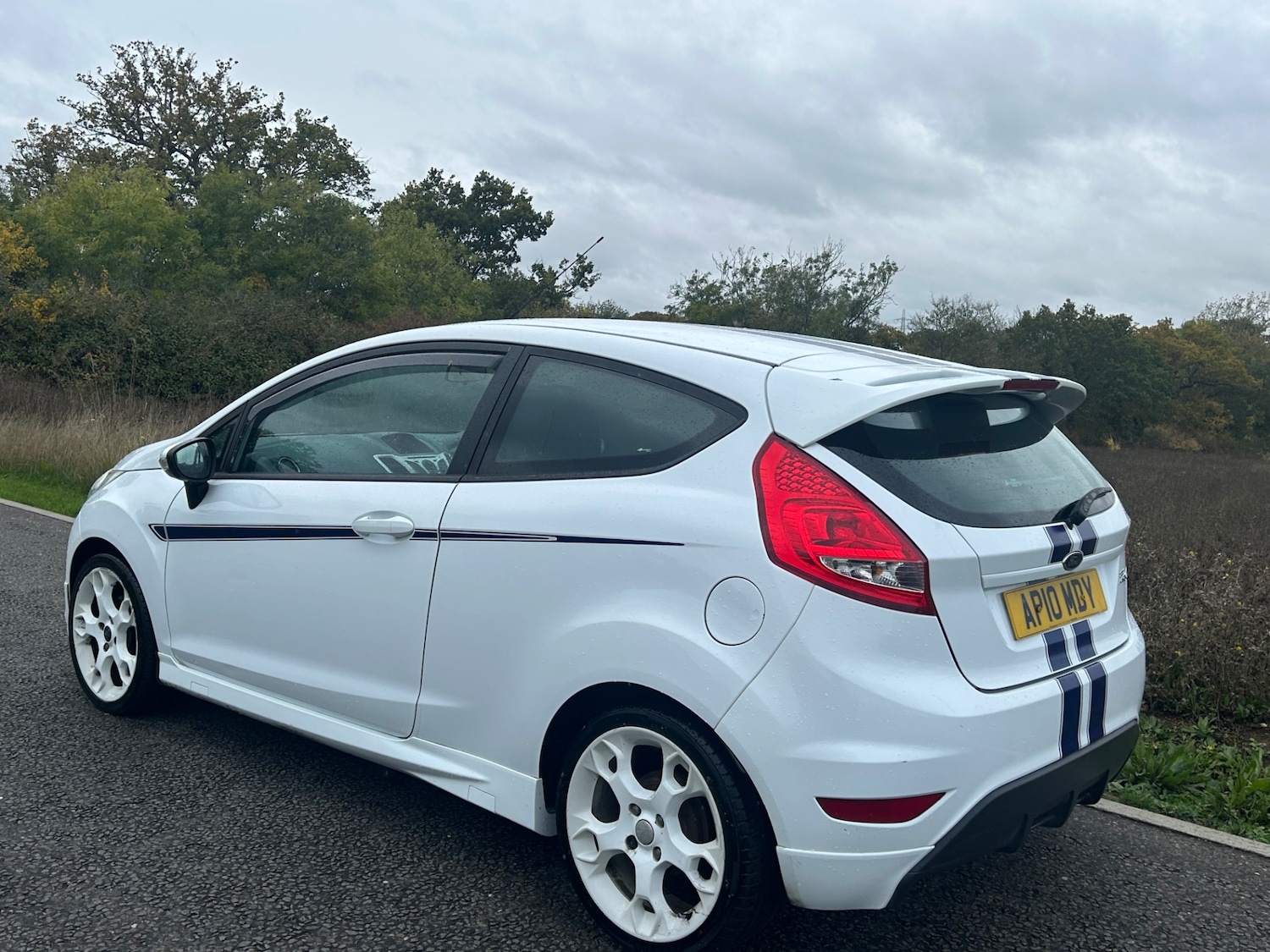 Used Ford Fiesta 2010 for sale - 76352863: Photo 5