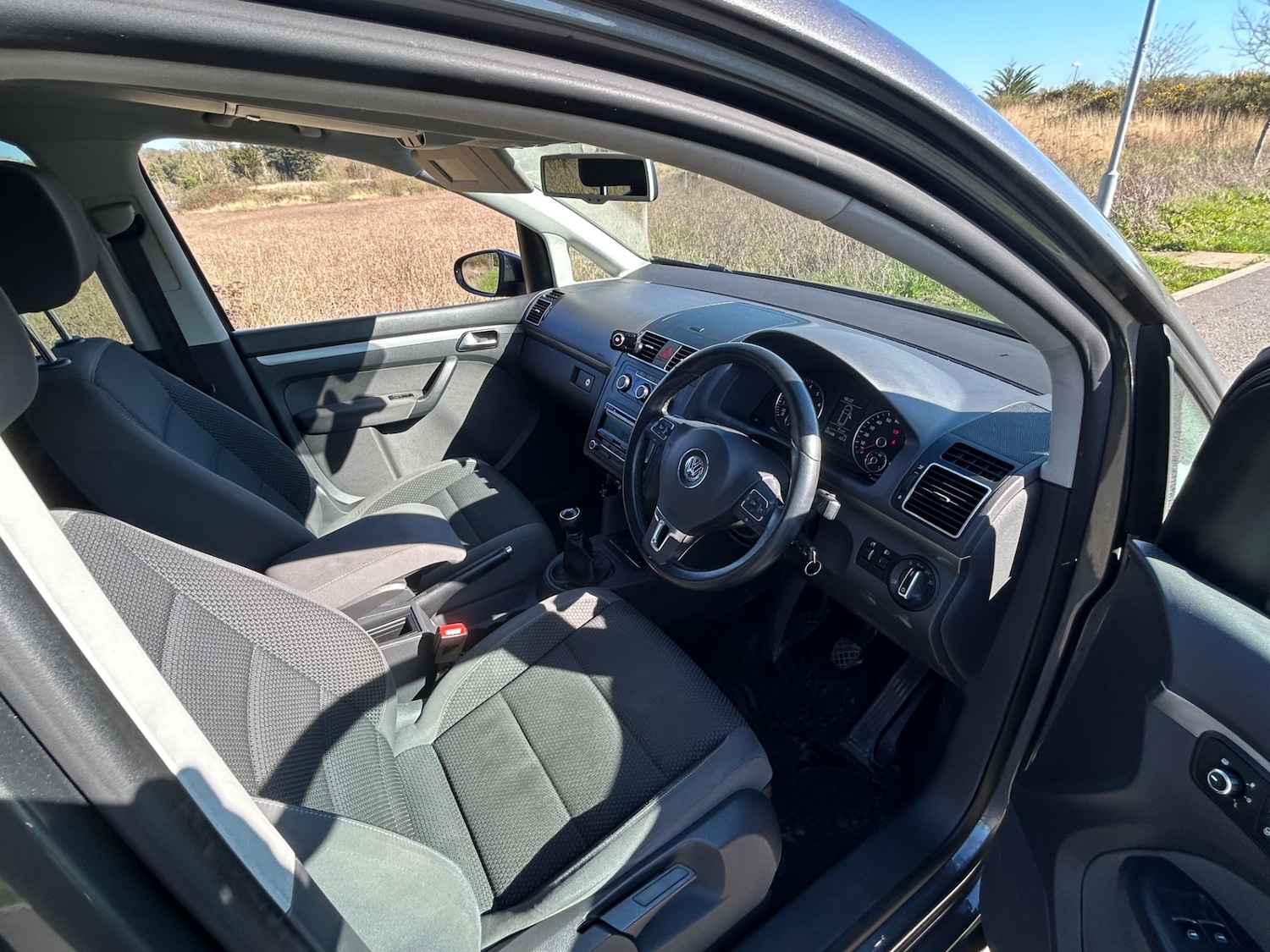 Used Volkswagen Touran 2011 for sale - 77938544: Photo 11