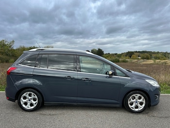 Used Ford Grand C-Max 2011 for sale - 76172599: Photo 2