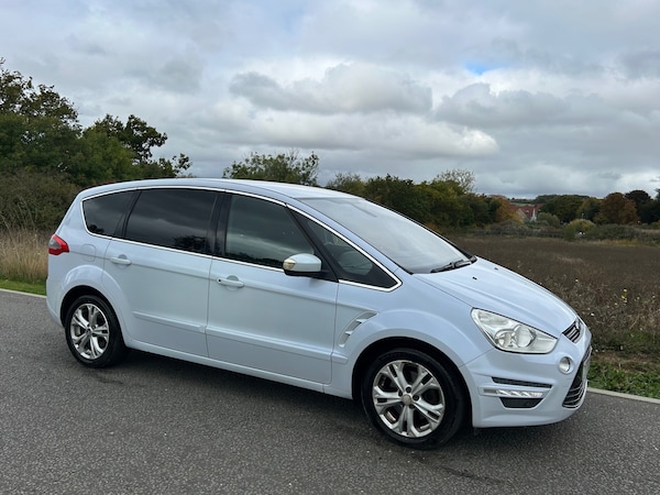 Used Ford S-Max 2010 for sale - 76246364: Photo 2