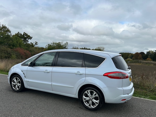 Used Ford S-Max 2010 for sale - 76246364: Photo 4