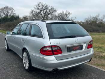 Used Mercedes-Benz E-Class 2009 for sale - 74896813: Photo