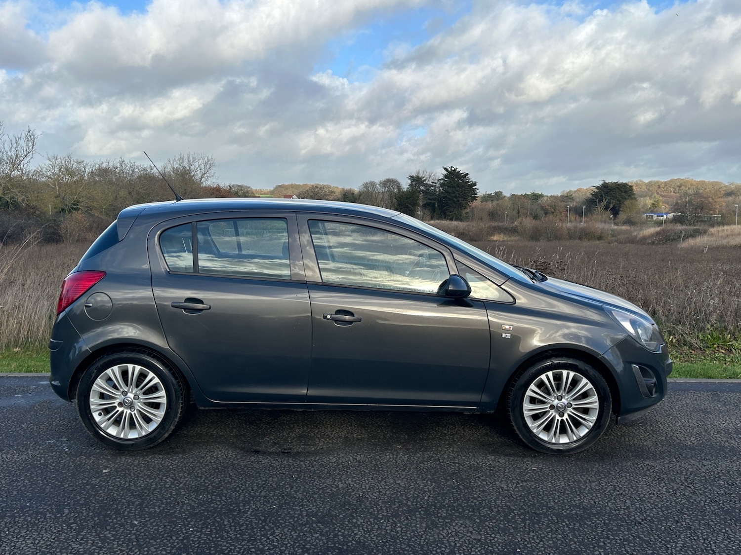 Used Vauxhall Corsa 2014 for sale - 76893355: Photo 3