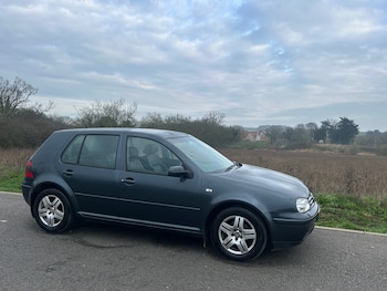 Used Volkswagen Golf 2001 for sale - 77804305: Photo