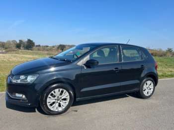 Used Volkswagen Polo 2015 for sale - 74234117: Photo