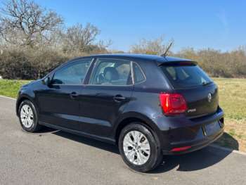 Used Volkswagen Polo 2015 for sale - 74234117: Photo