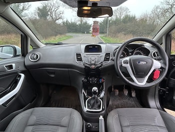 Used Ford Fiesta 2016 for sale - 77742579: Photo