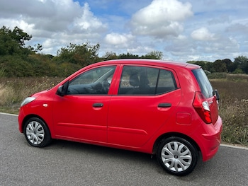 Used Hyundai i10 2013 for sale - 75761205: Photo