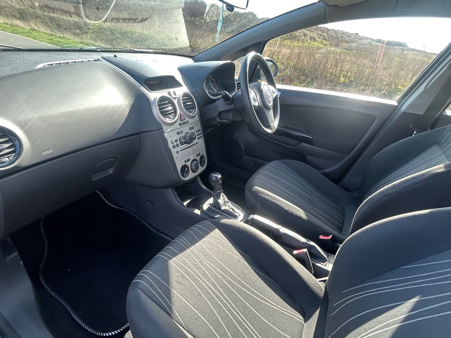 Used Vauxhall Corsa 2007 for sale - 77716122: Photo 5