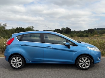Used Ford Fiesta 2010 for sale - 79216576: Photo