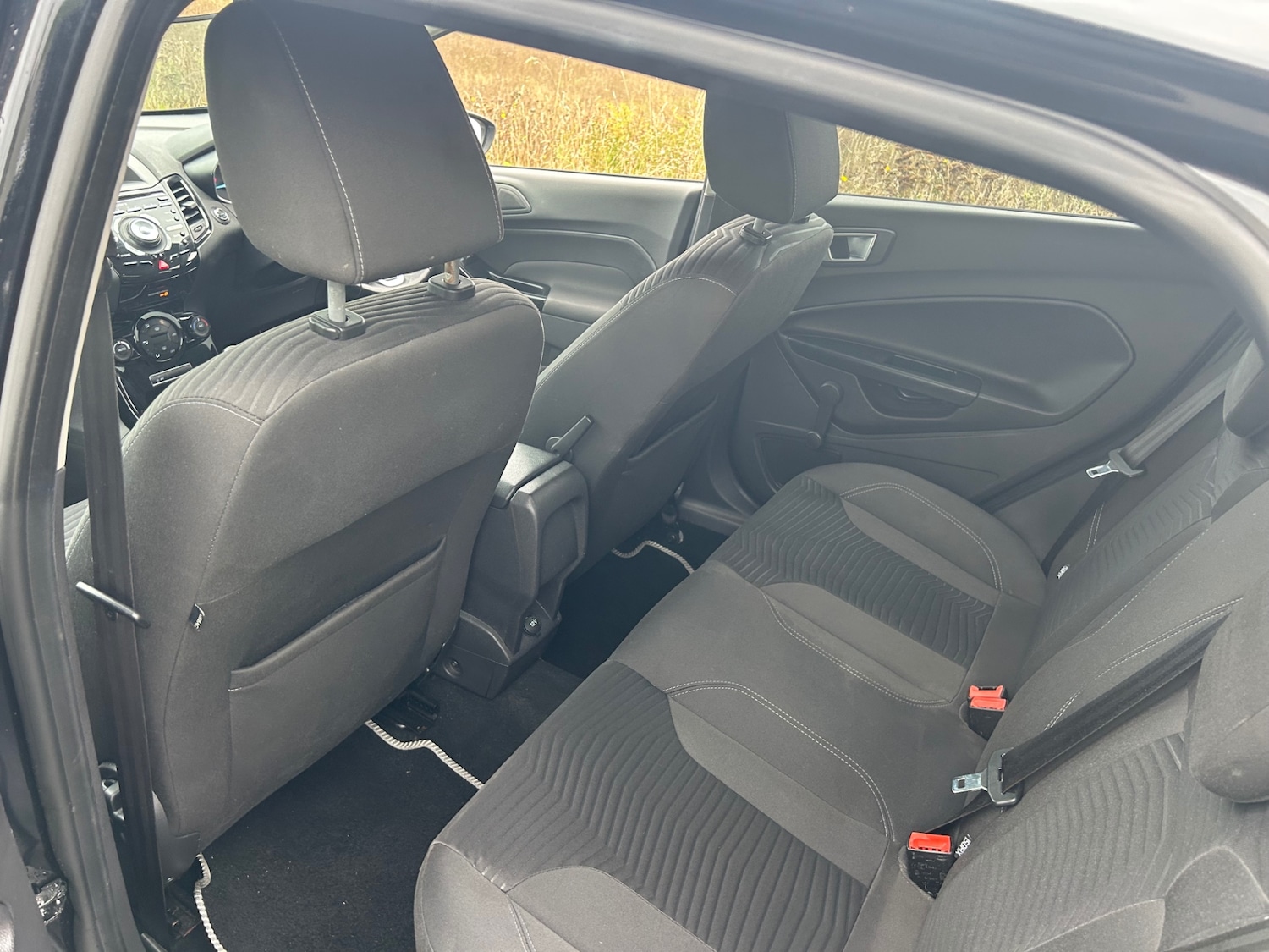 Used Ford Fiesta 2014 for sale - 76076104: Photo 6