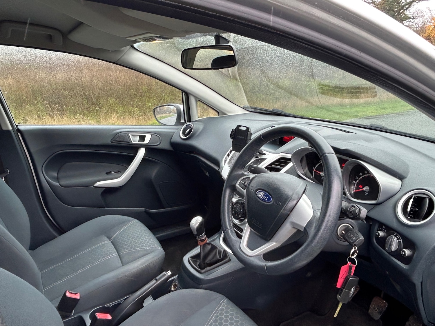 Used Ford Fiesta 2012 for sale - 76762366: Photo 5