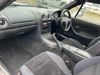 Used Mazda MX-5 2005 for sale - 77639848: Photo