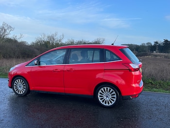 Used Ford Grand C-Max 2014 for sale - 77881328: Photo