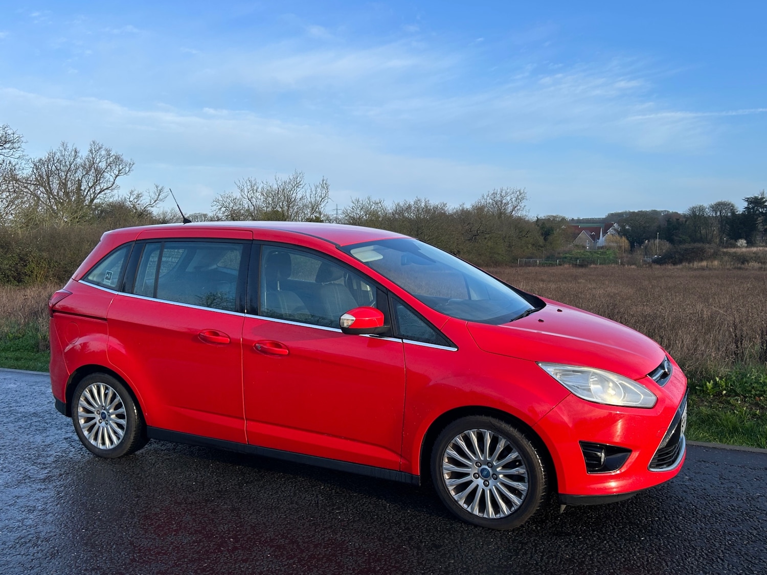 Used Ford Grand C-Max 2014 for sale - 77881328: Photo 4