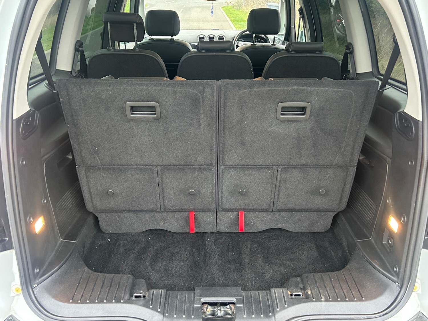 Used Ford Galaxy 2012 for sale - 76893361: Photo 15