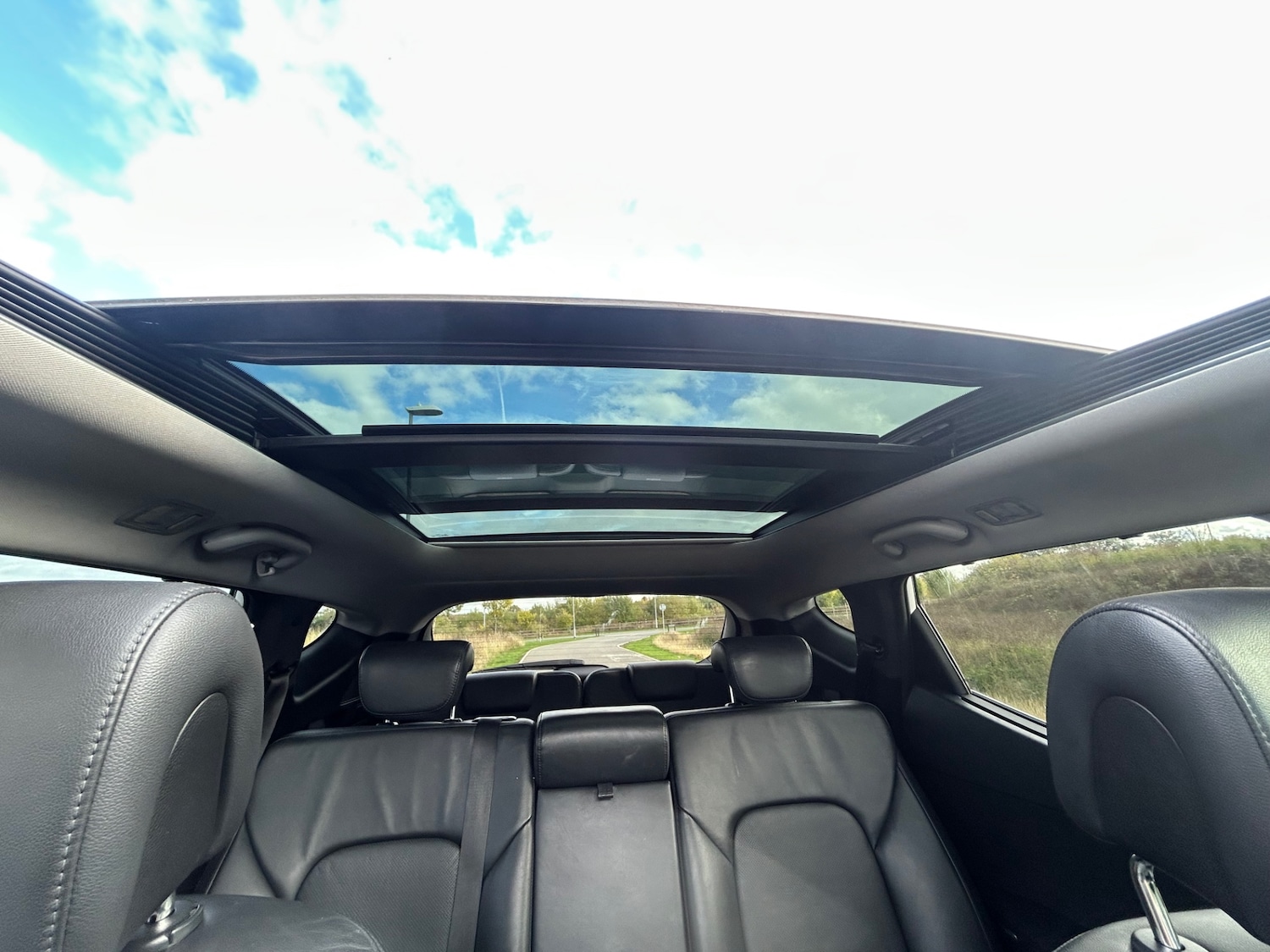 Used Hyundai Santa Fe 2016 for sale - 76332322: Photo 10