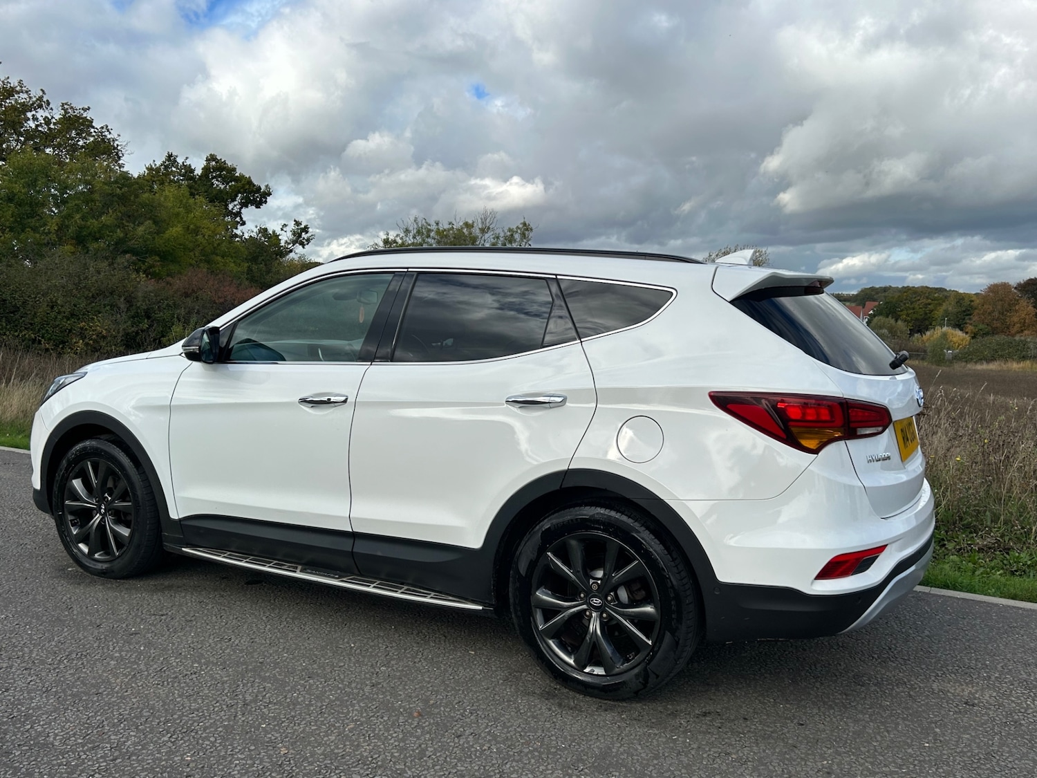 Used Hyundai Santa Fe 2016 for sale - 76332322: Photo 3
