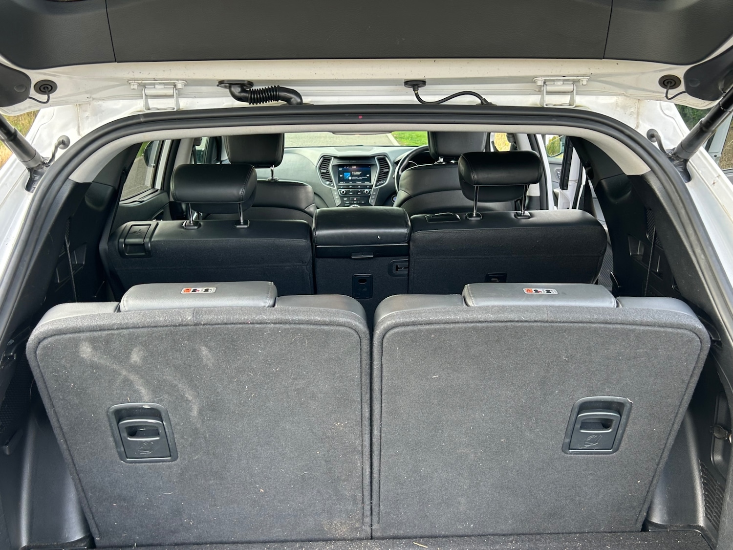 Used Hyundai Santa Fe 2016 for sale - 76332322: Photo 8