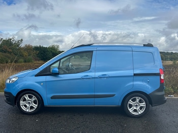 Ford - Transit Courier
