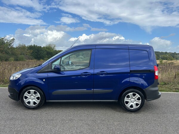 Used Ford Transit Courier 2017 for sale - 75919107: Photo 1