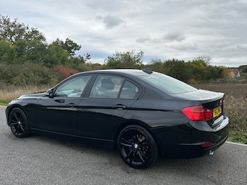 Used BMW 3 Series 2013 for sale - 76294388: Photo