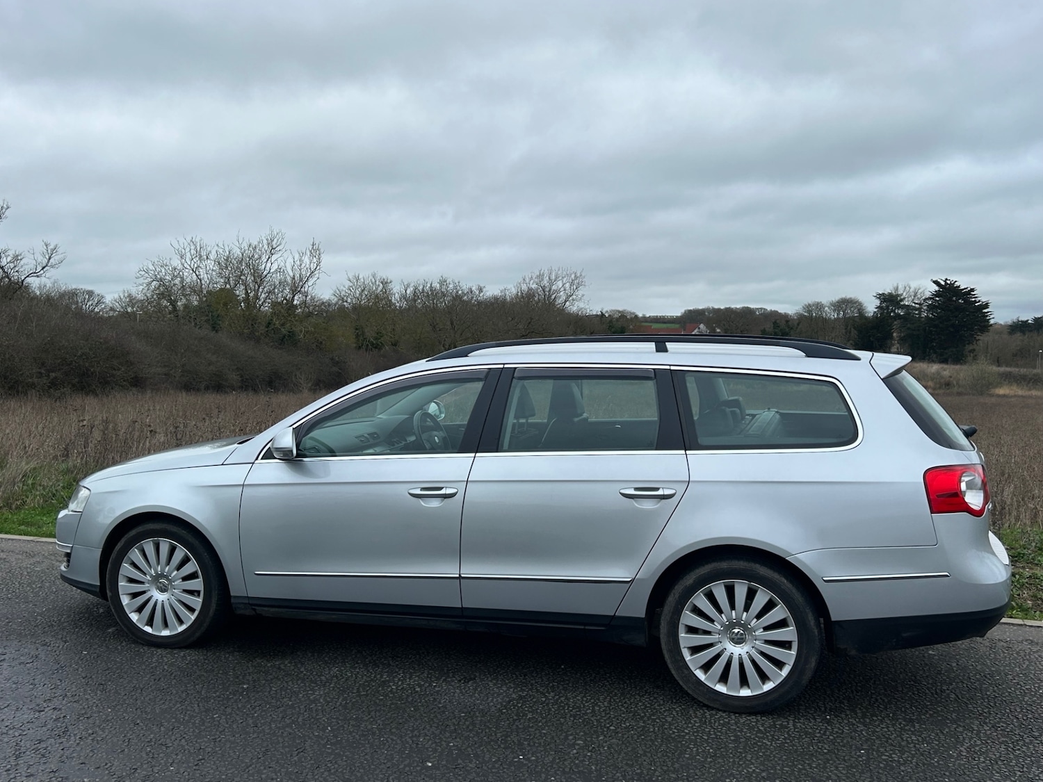 Used Volkswagen Passat 2008 for sale - 77689613: Photo 2