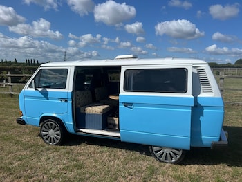 Used Volkswagen Caravelle 1986 for sale - 75481504: Photo